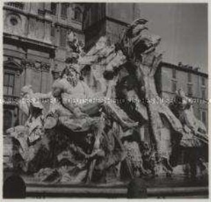Rom, Piazza Navona, Fontana dei Quattro Fiumi (Vierströmebrunnen)