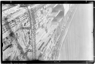 Me Gesamt, Rundblick vom Kamin Bau Me 203 Dampfkesselhaus, Me 108 Tiefbunker für Braunkohle mit Überdachung, Me 140 Silo, Me 202 Dampfkesselhaus