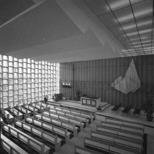 Einweihung eines neuen Gotteshauses der Neuapostolischen Kirche in der Waldstadt.