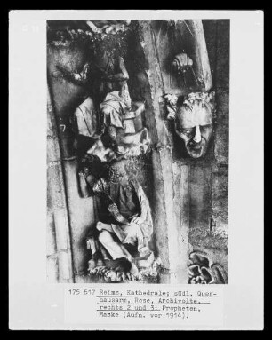 Rosenarchivolte — Maske eines bärtigen Mannes