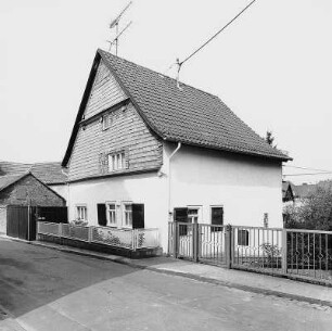 Taunusstein, Gerichtstraße 1