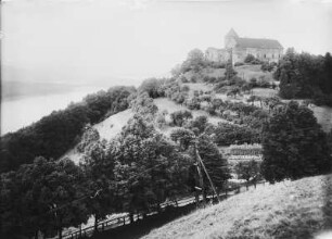 Waldeck, Schloss : Waldeck (Kreis Waldeck-Frankenberg). Schloss Waldeck. Ansicht von Osten mit Edersee