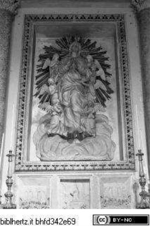 Altar der Assunta, Liegefigur der toten Maria und Himmelfahrt