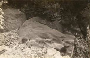 Elbsandsteingebirge. Dürrkamnitzgrund (heute Suchá Kamenice). Strudellöcher