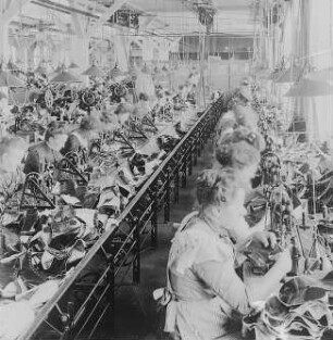 Schaftstepperei : Technikgeschichte | Technologie | Schuhwarenfabrikation | Schuhwarenfabrik Conrad Tack & Cie AG
