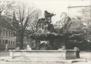 Donopbrunnen. Detmold. Marktplatz