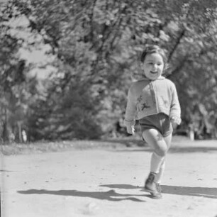 Im Stadtpark von Plowdiw. Kinderporträt