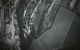 Gottleubatal - Gottleuba: unterer Ortsteil mit Bahnhof und Teil der Heilstätte. Luftbild nach der Unwetterkatastrophe Juli 1927.