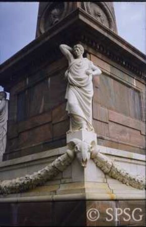 Potsdam, Park Sanssouci, Östlicher Lustgarten, Obeliskportal.