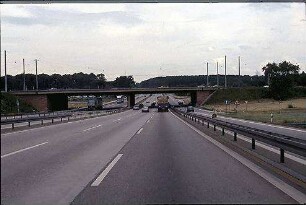 Hauptfahrbahn Ost (Basel Richtung Heidelberg): Brücke von Süden