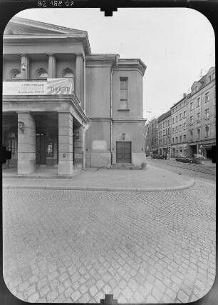 Görlitz, Demianiplatz 2. Gerhart-Hauptmann-Theater (1851; G. Kießler, Erweiterung 1927). Eingangsfront (Teilansicht)