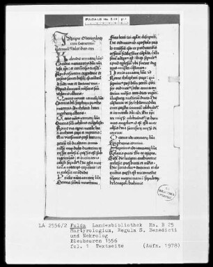 Martyrologium, Regula Sancti Benedicti und Nekrolog — Initialen I (ncipit) und K (alendis), Folio 1recto