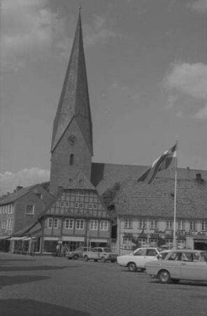 Eutin: Marktplatz mit Kirchturm