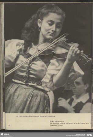 Das Petöfi-Ensemble im Lichtenberger Theater der Freundschaft
