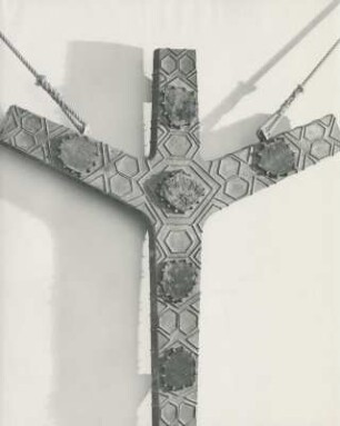 Großes Bronzekreuz von Albert Sous