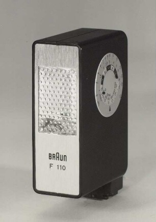 Braun Blitzgerät „hobby F 110“