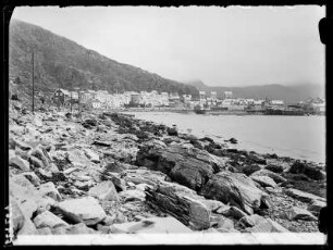 Hammerfest: Strand am Hafen