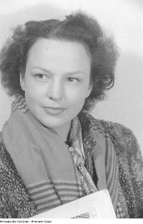 Porträtaufnahmen der Schauspielerin Ingeborg von Kusserow