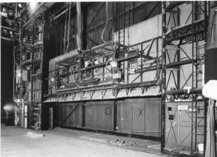 Bühnentechnik : Dresden-Altstadt, Theaterstraße 2. Schauspielhaus (Großes Haus). Bühnentechnik