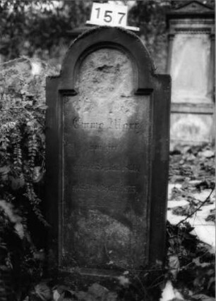 Grabstein 157 (Index: 100090958) Maße HxBxT: 122x53x19 cm: Grabstein 157