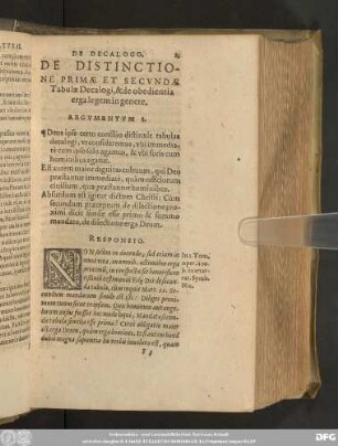 De Distinctione Primae Et Secundae Tabulae Decalogi, & de obedientia erga legem in genere.