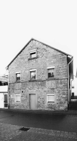 Wohnhaus; Bad Orb, Faulhaberstraße 11