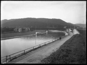 Ulm, Neubau Blaubeurer-Tor-Brücke: Bahnbrücke über Fluss (oder Donaubrücke in Tuttlingen ?)
