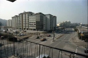 Freiburg i. Br.: Baukomplex Basler Tor von der Baslerstraße