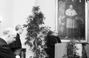 Freiburg: Münster, 50 Jahre Priesterjubiläum Weihbischof Karl Gnädinger