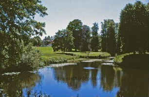 äußerer Schloßgraben in Richtung Süden