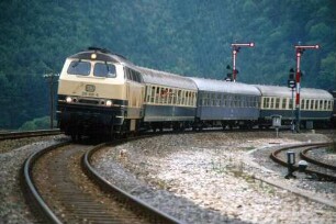 Inzigkofen Lok 218 906 Militärzug UICX-Wagen