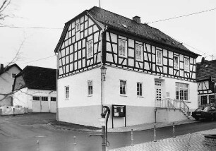 Ehemaliges Rathaus und Feuerwehrgerätehaus; Taunusstein, Keplerstraße 7, Keplerstraße 7a