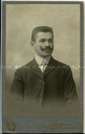 Porträt eines Mannes mit Schnurrbart, Carte de Visite