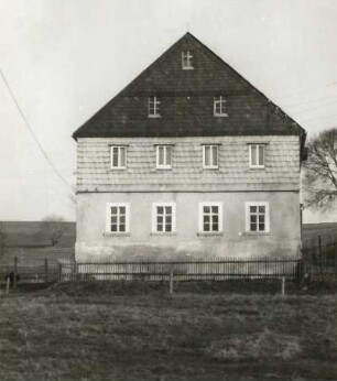 Sayda-Ullersdorf, Dresdner Straße 10. Gehöft. Wohnstallhaus, Giebelfront