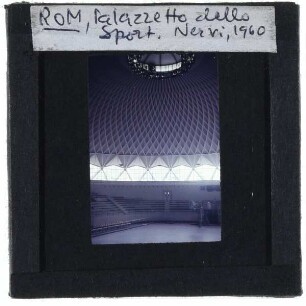Rom, Palazzetto dello Sport : Inneres