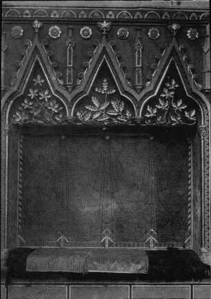 Erfurt, Severikirche, Chorapsis, Südwand: Sediliennische