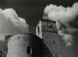 Die Kirche von Rochefort du Gard bei Avignon