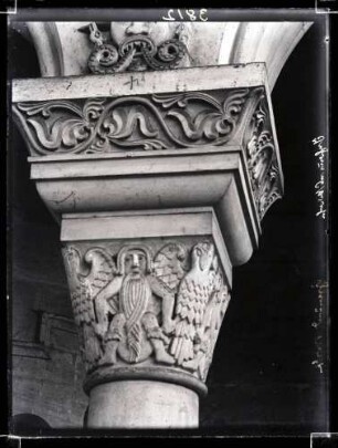 Johanniskirche; romanische Kapitelle