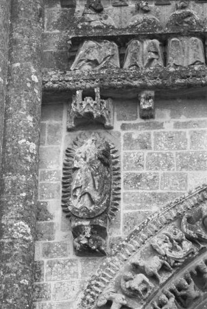 Nordportal — Relief