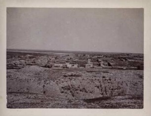 Blick über Assur : Blick über Ruinen der antiken Stadt Assur.