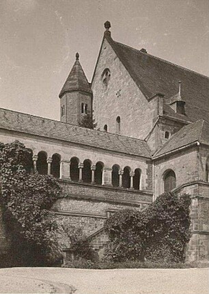 Goslar. Kaiserhaus. Verbindungsgang zwischen Ulrichskapelle und Saal
