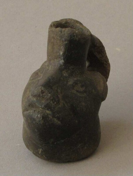 Clay vessel (miniature)