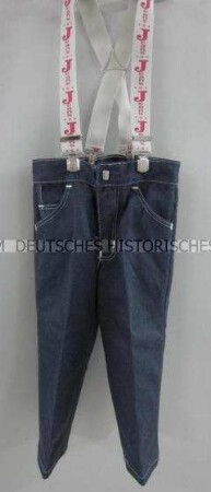 Hose mit Hosenträgern zu Anzug für einen Jungen