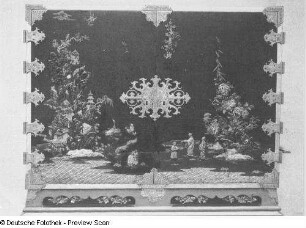 Schrank, schwarz-gold lackiert, mit Chinoiserien, Sachsen, 1710/1720