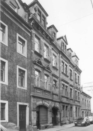Dresden-Neustadt, Martin-Luther-Straße 29/31. Wohnhäuser (um 1890 [Nr. 29] bzw. um 1850 [Nr. 31]). Straßenansicht
