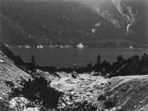 Schuttkegel am Achensee : Blick auf einen Schuttkegel am Achensee