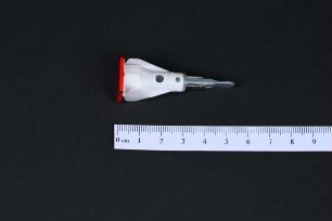 Glimmlampe in Kunststoffgehäuse (rote Blende)