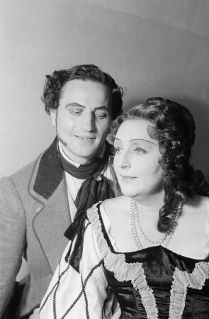 Szenenbilder aus der Oper "Tosca" von Giacomo Puccini an der Deutschen Staatsoper Berlin