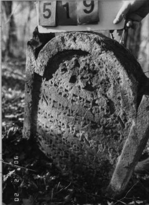 Grabstein 519