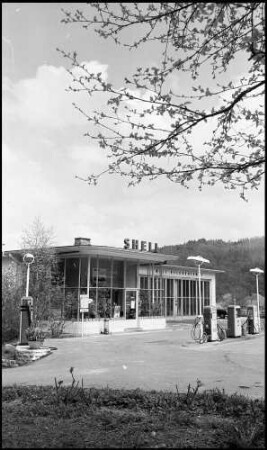 Badenweiler: Shell Tankstelle